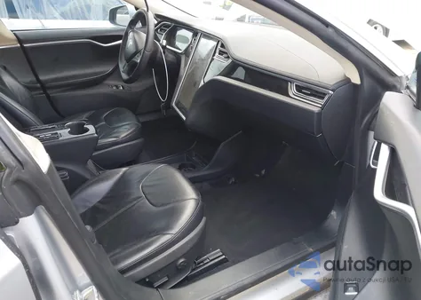 2013 Tesla Model S из США, поврежденный, VIN 5YJSA1DG7DFP11382